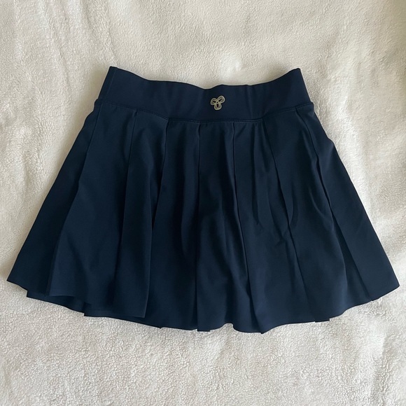 Navy Blue Aritzia Activewear/Tennis Skirt - Picture 2 of 2